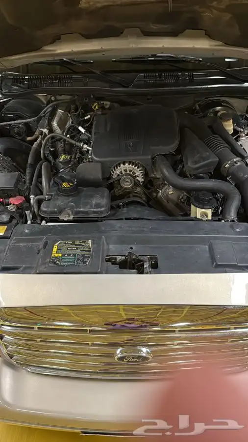 فورد كراون فكتوريا2011 16