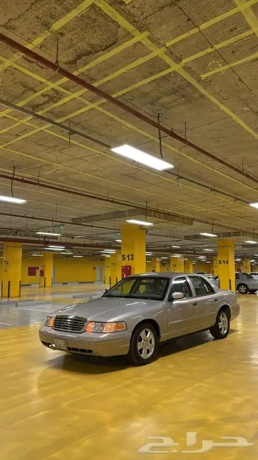 فورد كراون فكتوريا2011 2