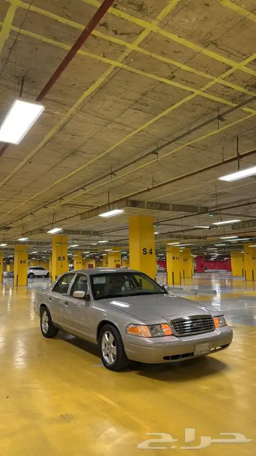 فورد كراون فكتوريا2011 5