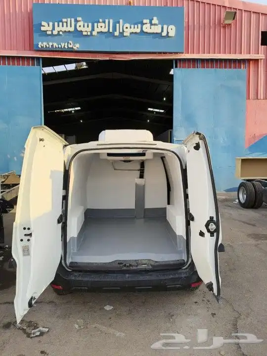 تفصيل ثلاجات للسيارات وعزل فانات وعمل صناديق التبريد 9