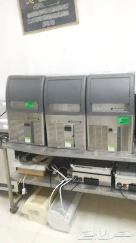 الصانعه الايطالي مستخدمه شبه جديد 3