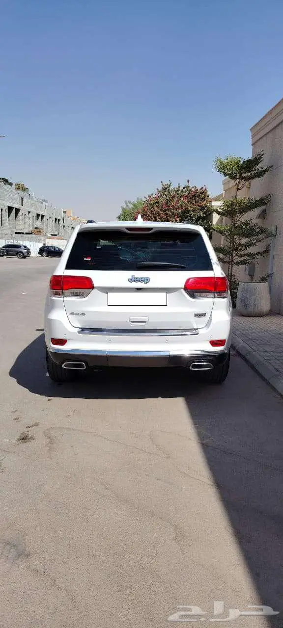 جيب جراند شروكي 2015 فل كامل 6