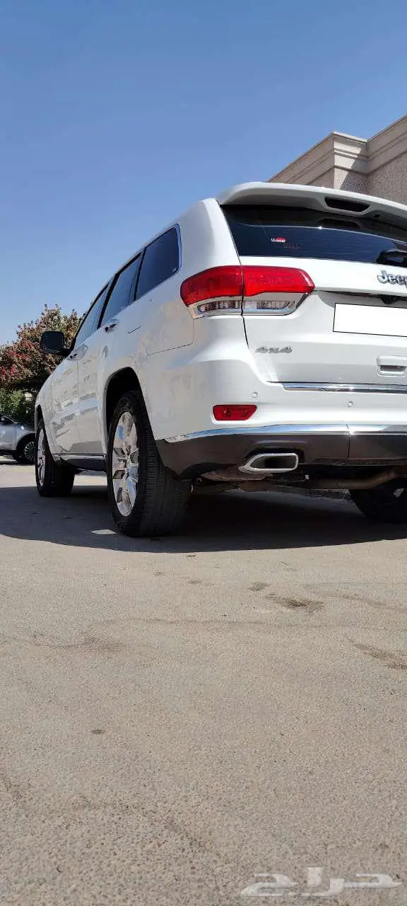 جيب جراند شروكي 2015 فل كامل 8