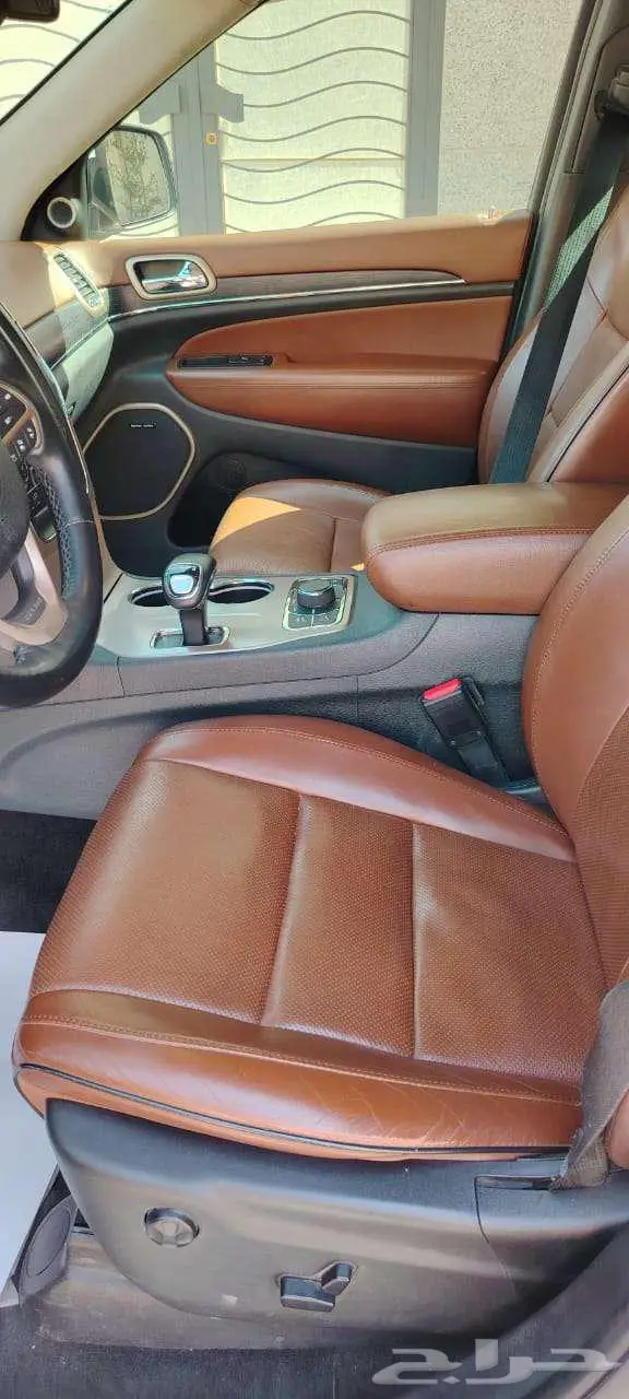 جيب جراند شروكي 2015 فل كامل 12