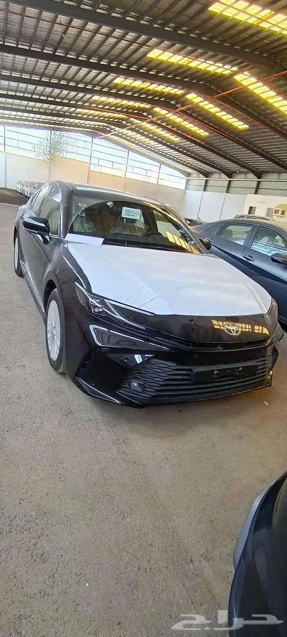 تويوتا كامري 2025 بنزين LE 1