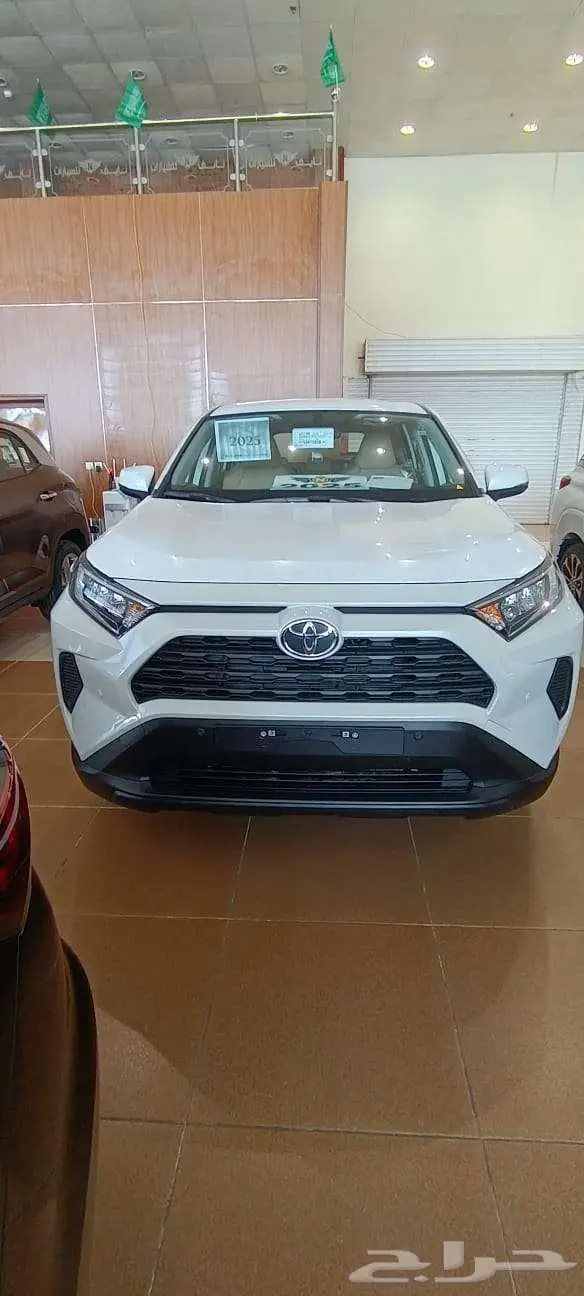 تويوتا راف فور LE ستاندر دبل بنزين 2025 0
