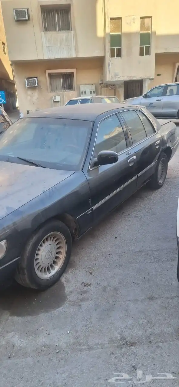 جراند ماركيز للبيع 2002 2