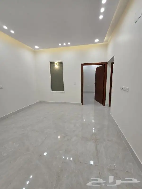 للبيع روف علوي مع ملحق تشطيب راقي مصعد شغال جاهز 650الف 18