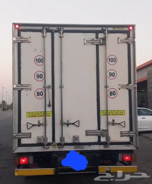 صندوق دينا ثلاجة الطول خمسة متر العرض مترين 0