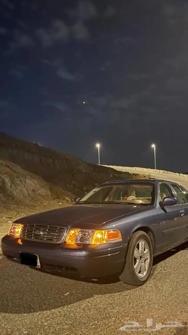 فورد فكتوريا 2009 0