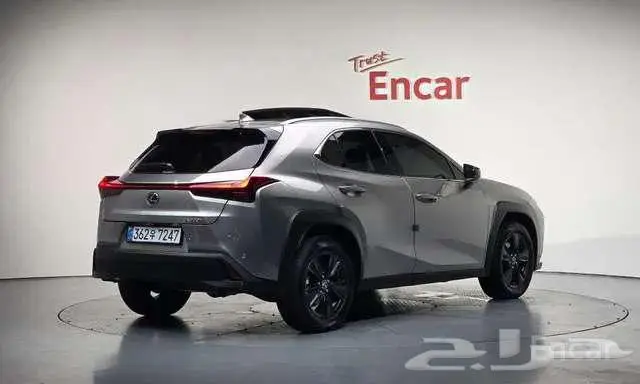 لكزس UX300h 2.0 2WD - وارد كوريا 1