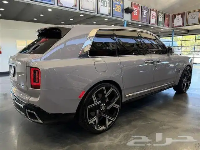 Rolls Royce Cullinan 2025 أصفار 5