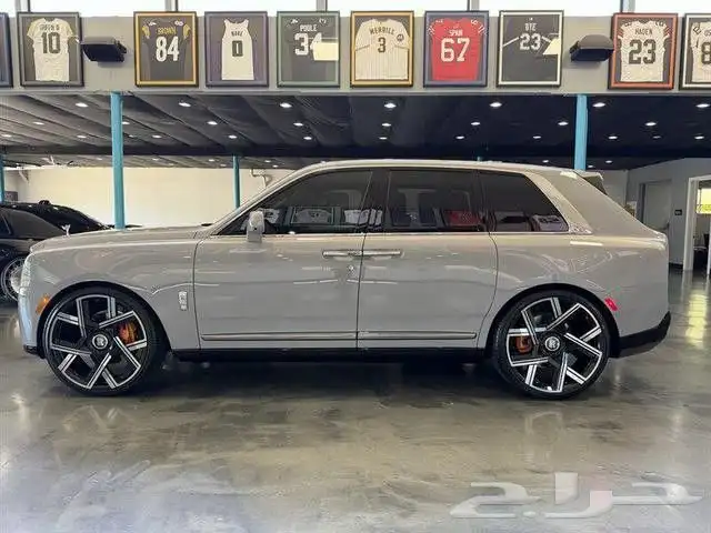 Rolls Royce Cullinan 2025 أصفار 7