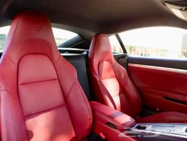 للبيع بورش 718 كايمن S موديل 2024 ممشى قليل جدا وارد كندا 16