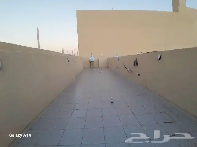 للبيع شقه دور ثاني مصعد راكب جاهز 6غرف من 500 الف حي قرطبة 19