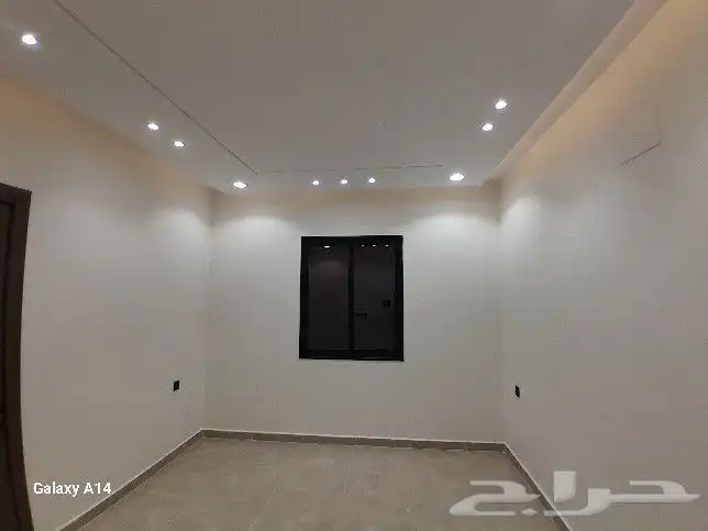 للبيع شقه دور ثاني مصعد راكب جاهز 6غرف من 500 الف حي قرطبة 7