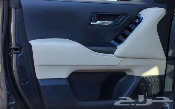 تويوتا لاند كروزر VXR بنزين رمادي كاش أقساط 2025 2