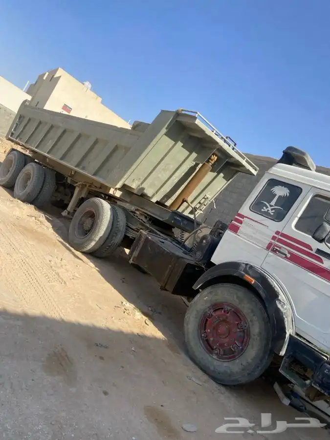 تريله قلاب للبيع 0