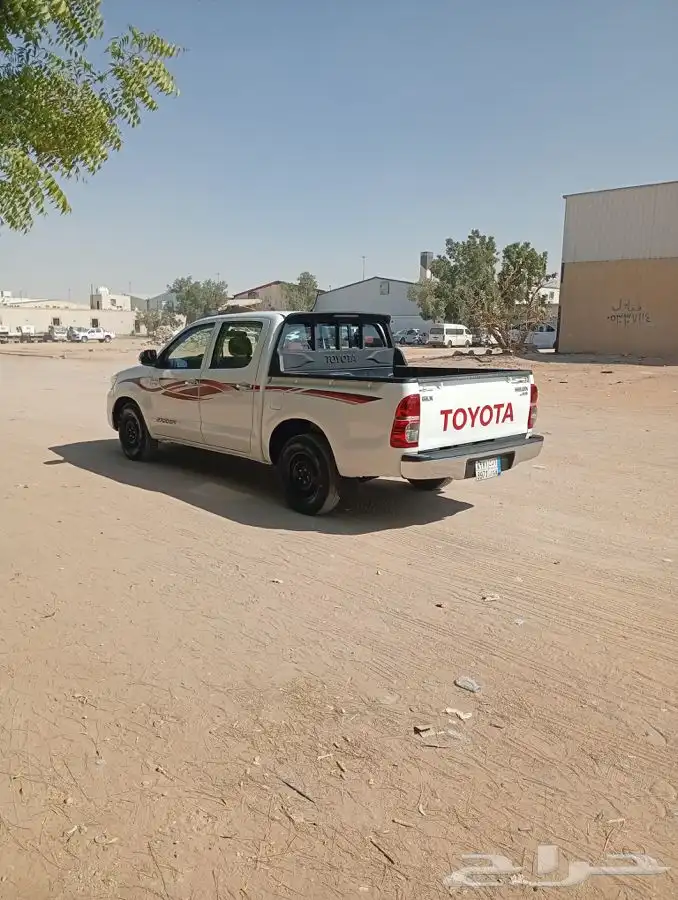 البيع هايلوكس 5