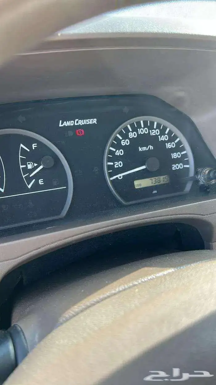 تويوتا ربع ابيض موديل 2011 10