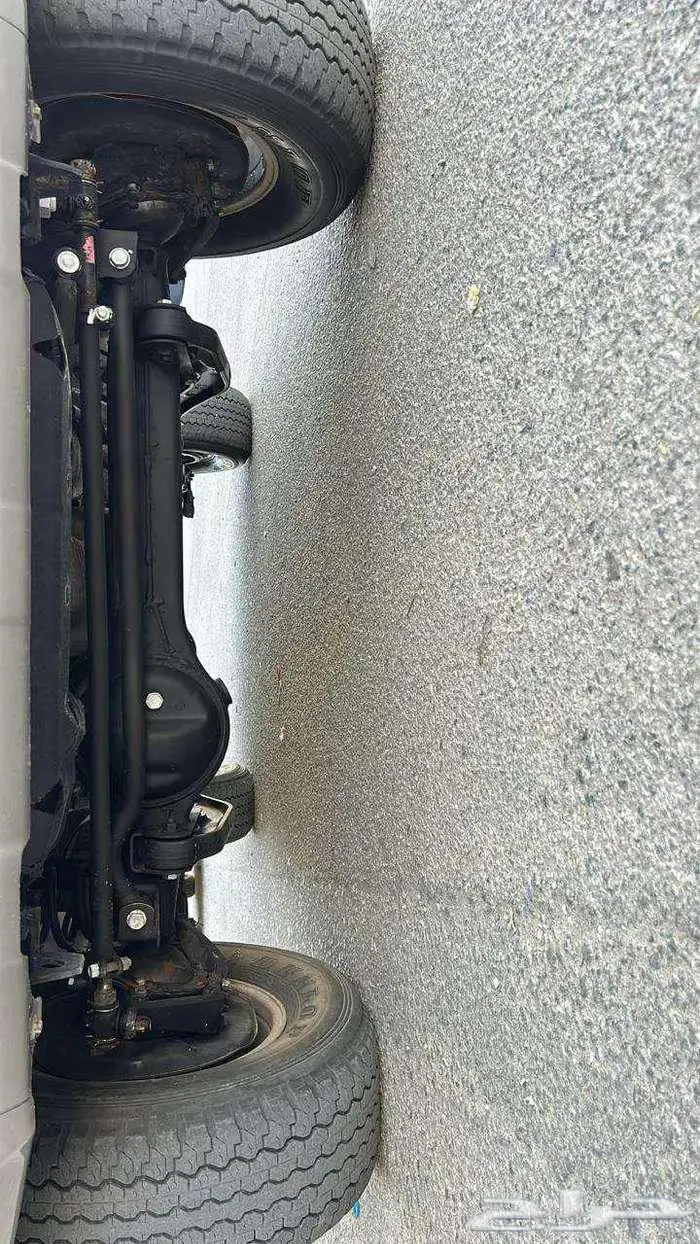 تويوتا ربع ابيض موديل 2011 9