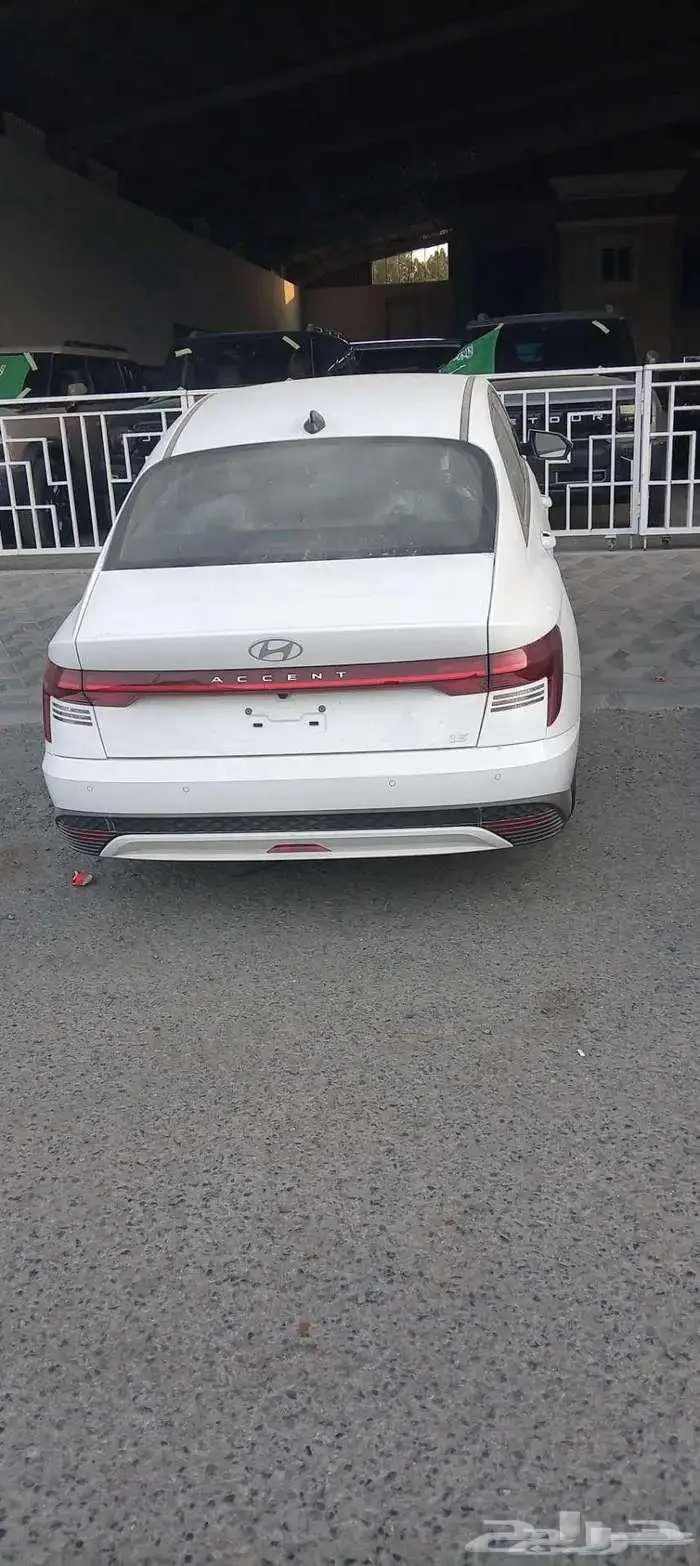 هيونداي اكسنت 2026 8