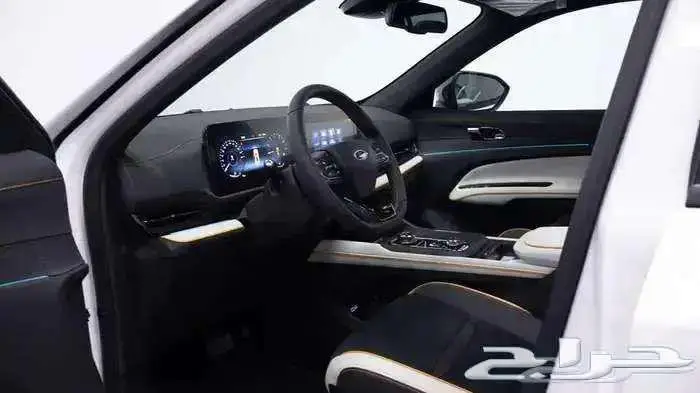 فورد تيريتوري تيتانيوم دارك اديشن 2025 11