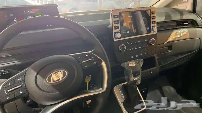 هيونداي ستاريا 9 مقاعد 2024 ديزل اوتوماتيك 9