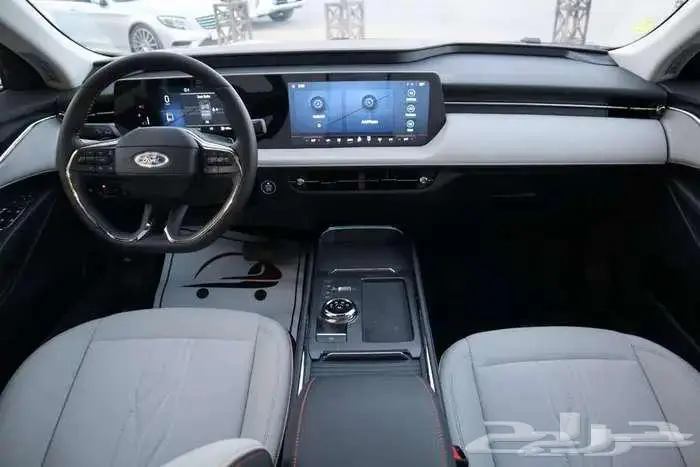 فورد تورس تيتانيوم وترند 2026 عروض مبيعات البنوك فقط 12