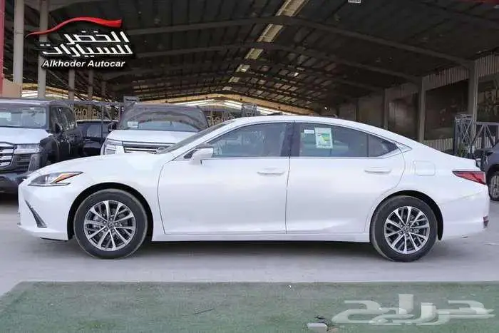 لكزس Es 250 AA موديل 2025 كاش او اقساط 3