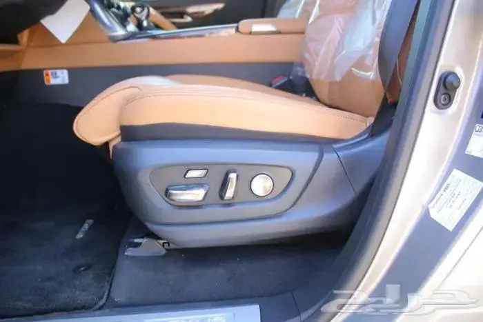 لكزس LX600 BB2025 ماشي 4000 الاف شبه جديد 8