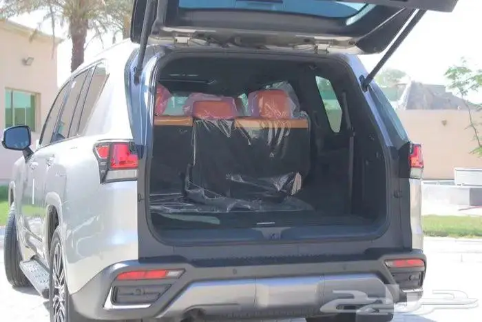 لكزس LX600 BB2025 ماشي 4000 الاف شبه جديد 4