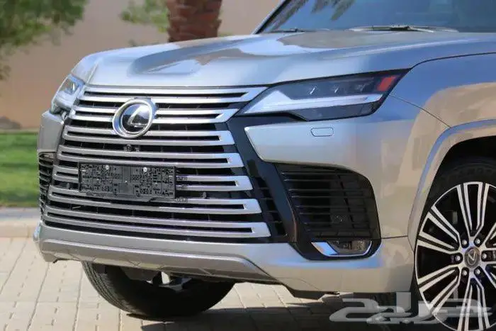 لكزس LX600 BB2025 ماشي 4000 الاف شبه جديد 2