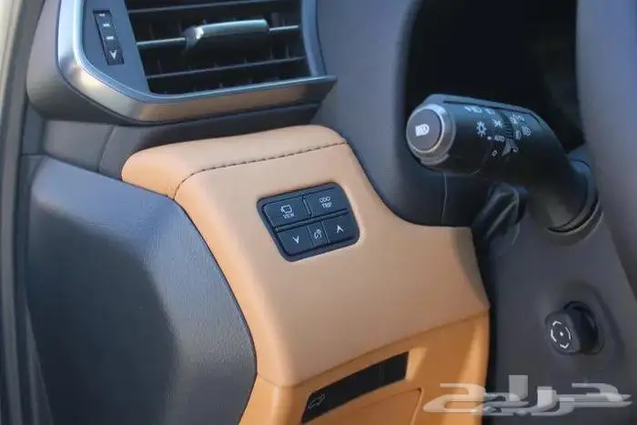 لكزس LX600 BB2025 ماشي 4000 الاف شبه جديد 5
