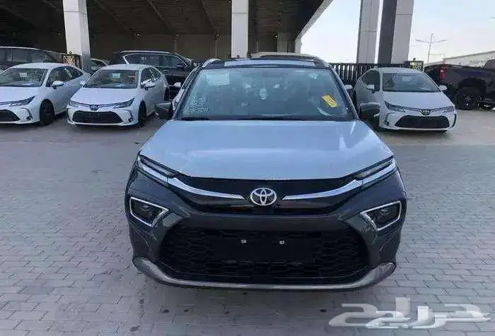 عرض تويوتا اوربان كروزر فل كامل GLX موديل 2026 (أقساط وكاش) 0