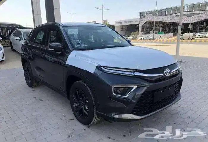 عرض تويوتا اوربان كروزر فل كامل GLX موديل 2026 (أقساط وكاش) 2