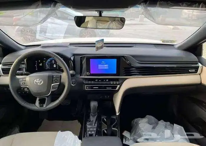 تويوتا كامري LE هايبرد 2025 19