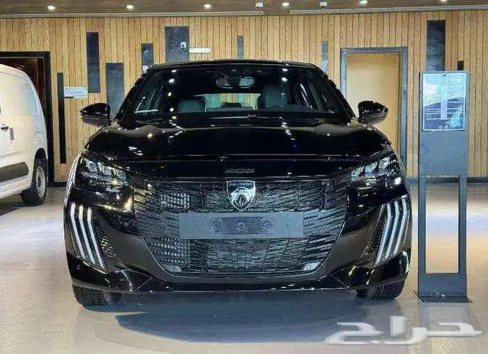 بيجو 208 موديل 2025 بسعر حصري في سفنز وخصم على باقات التظليل 0