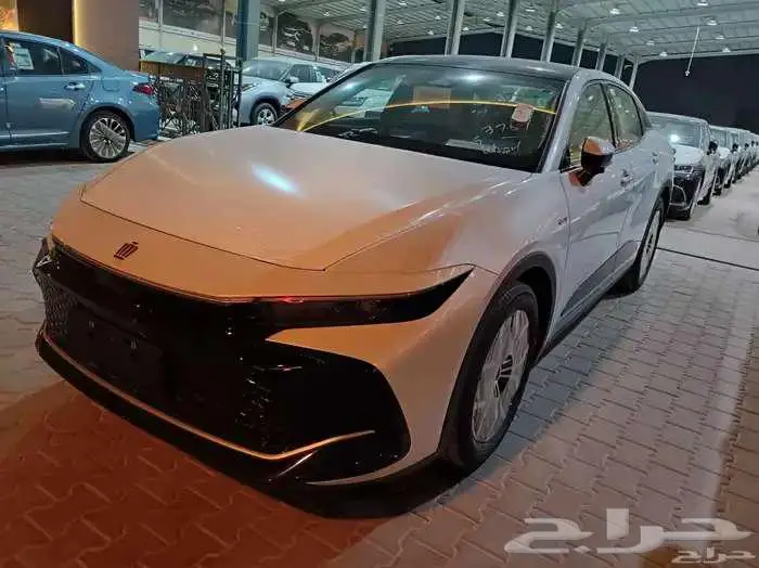 تويوتا كروان بريميوم ويتوفر برستيج 2026 سعودي 1