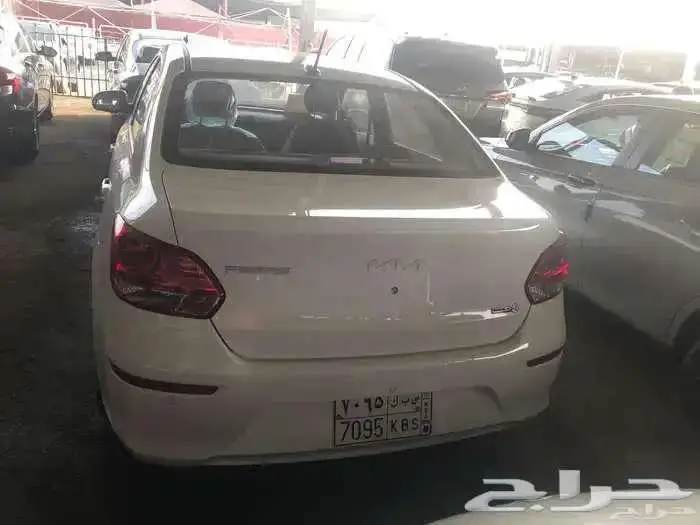 كيا بيجاس ستاندر 2026 لوحات اصفار 3