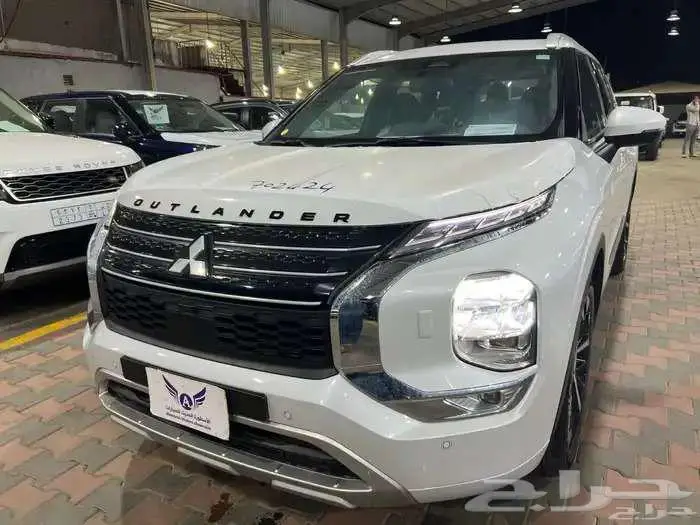 ميتسوبيشي اوتلاندر 2025 بريميوم ( كاش - تقسيط ) 5
