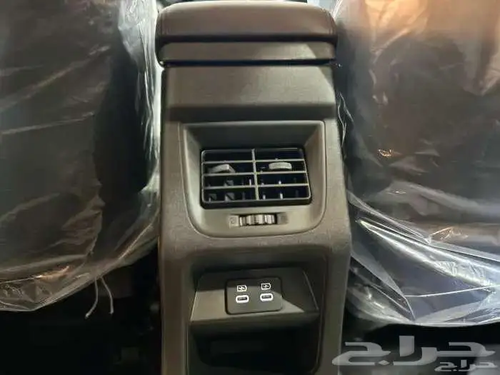 تويوتا اوربان كروزر استاندر 2026 11