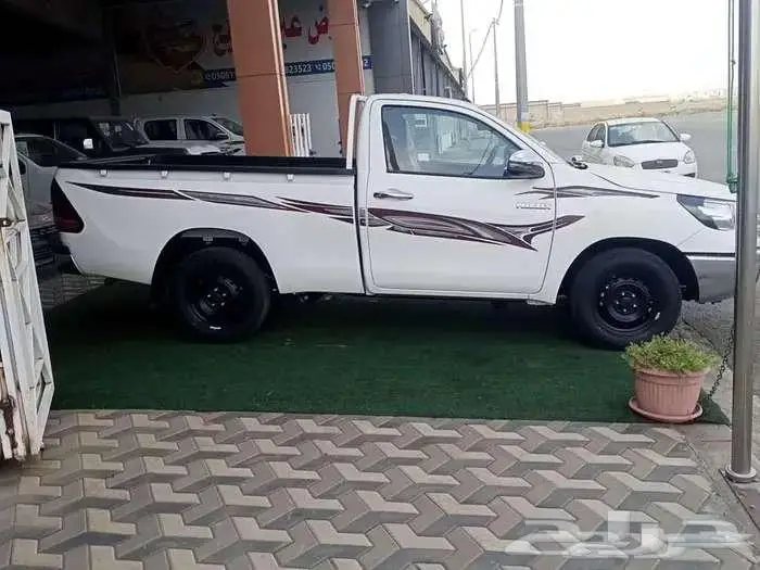 هايلكس غمارة GLX بنزين قير عادي 2025 1