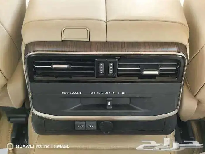 لاند كروزر GXRL4 ابيض 2023 24