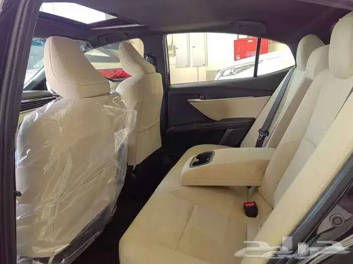 تويوتا كامري LE2025 5