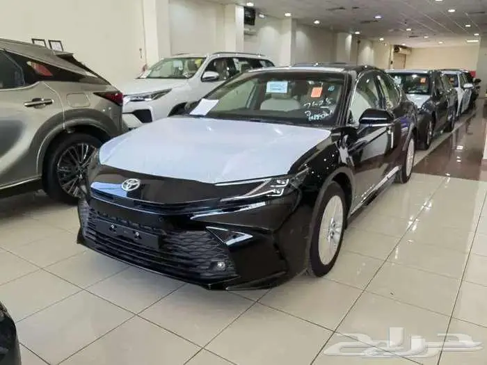 تويوتا كامري LE2025 1