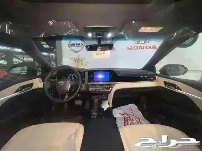 تويوتا كامري ( LE ) هايبرد موديل 2025 أقل الأسعار 5