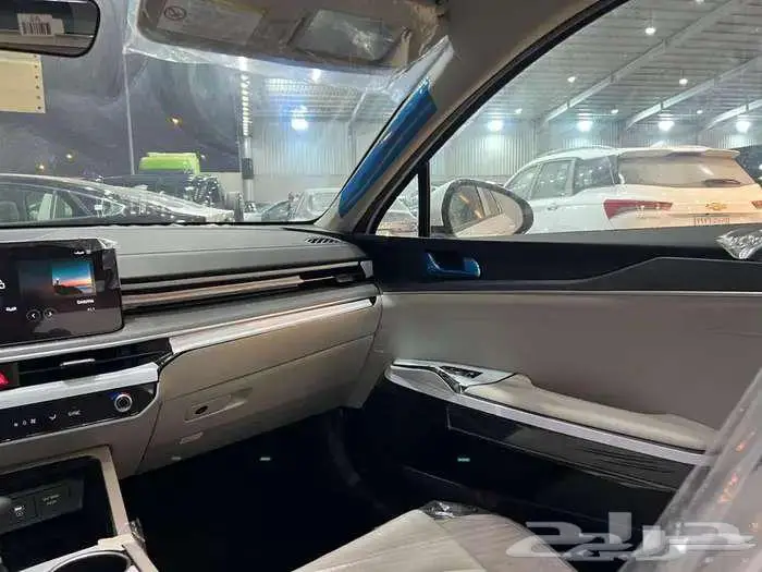 كيا K5 استاندر مطور فتحة بانوراما 2025 7