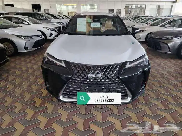 لكزس UX300AH الموديل2024 0