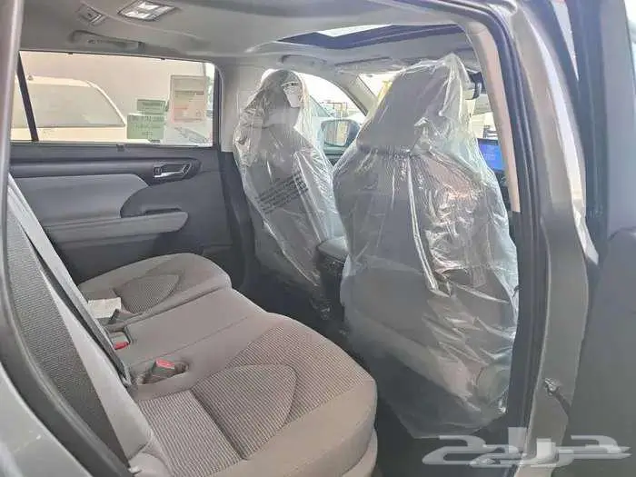 تويوتا هايلاندر GLE نص فل 2025 سعودي 9